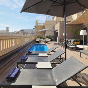 3 daagse stedentrip naar H10 Urquinaona Plaza in barcelona, spanje - Afbeelding 1