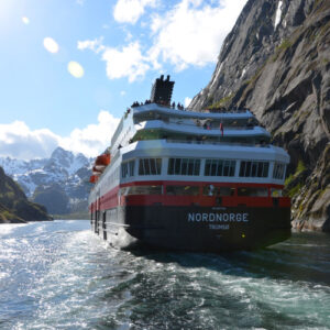 Middernachtzonreis met Hurtigruten - Nordic - Afbeelding 1